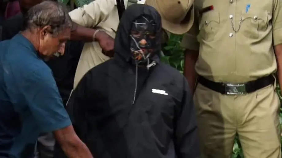গণধর্ষণ, হত্যা ও গোপন কবর দেওয়ার অভিযোগে কেঁপে উঠেছে ধর্মস্থল মন্দির-শহর: তদন্তের বিস্তারিত
