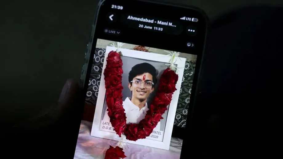 ভারতে নিট পরীক্ষার প্রশ্নপত্র ফাঁস, প্রাণহানি ও দেশজুড়ে তরুণদের বিক্ষোভ