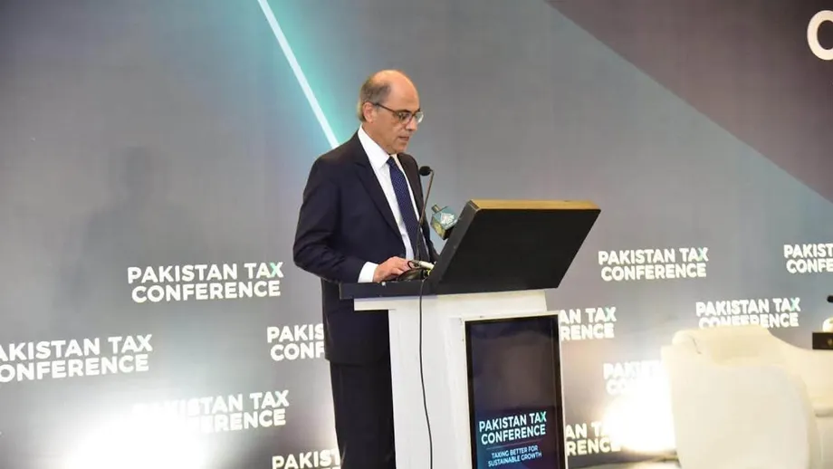 IMF Urges Pakistan to Widen Tax Base as Enforcement Drives Revenue Gains